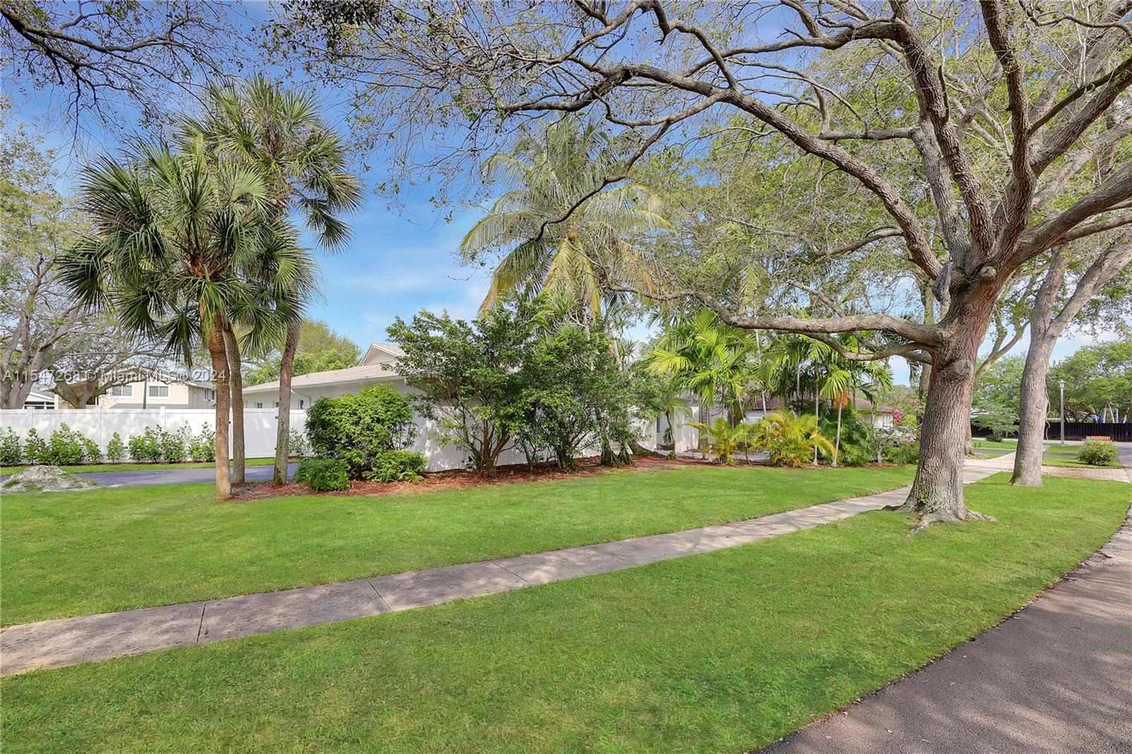 PLANTATION HARBOR - Residential