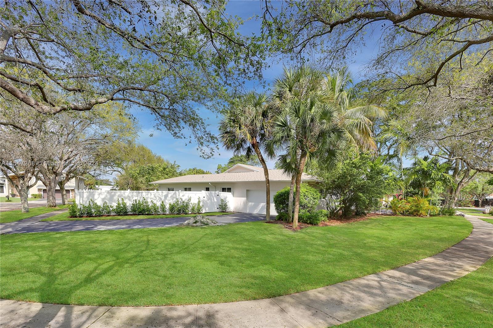 PLANTATION HARBOR - Residential