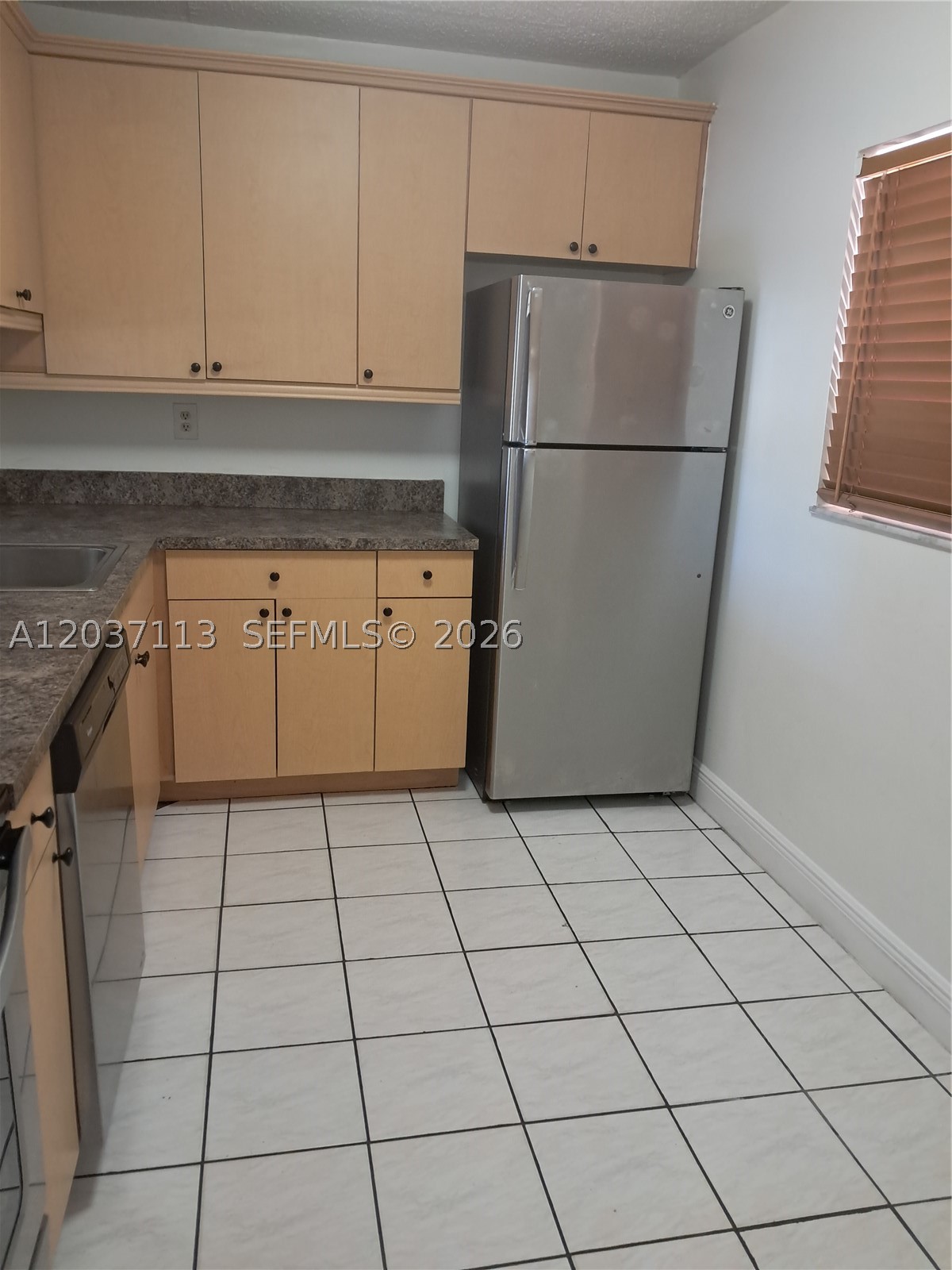 HORIZONS WEST CONDO #2 - Residential Lease