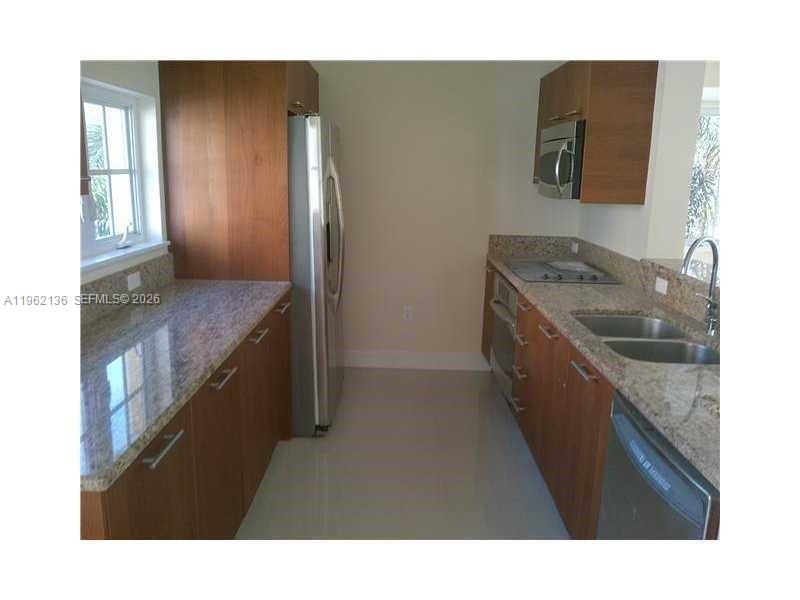 MERCO AT AVENTURA - Residential