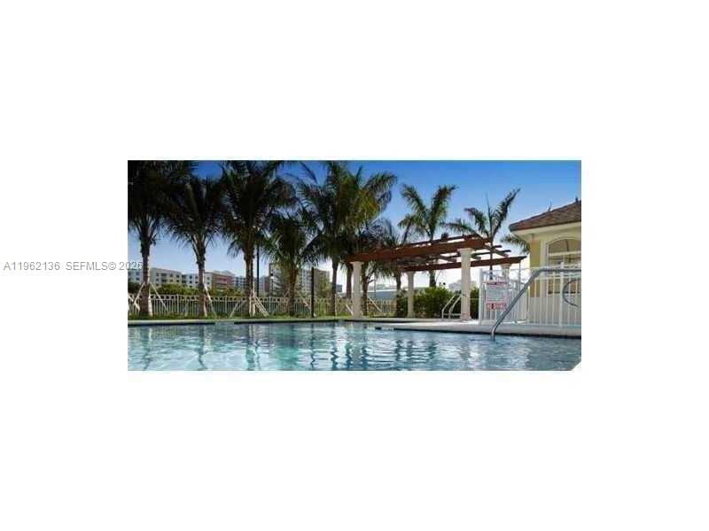 MERCO AT AVENTURA - Residential