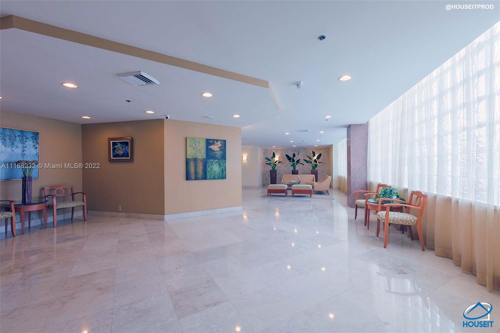 THE STERLING CONDO - Residential Lease