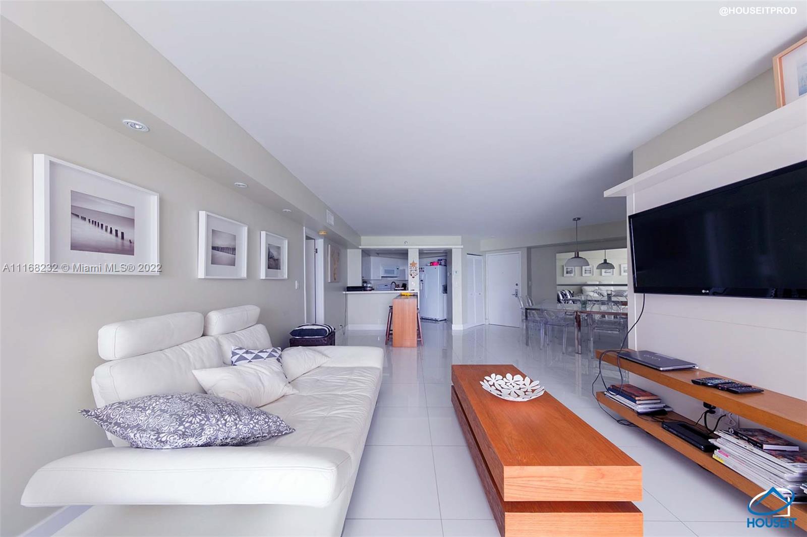 THE STERLING CONDO - Residential Lease