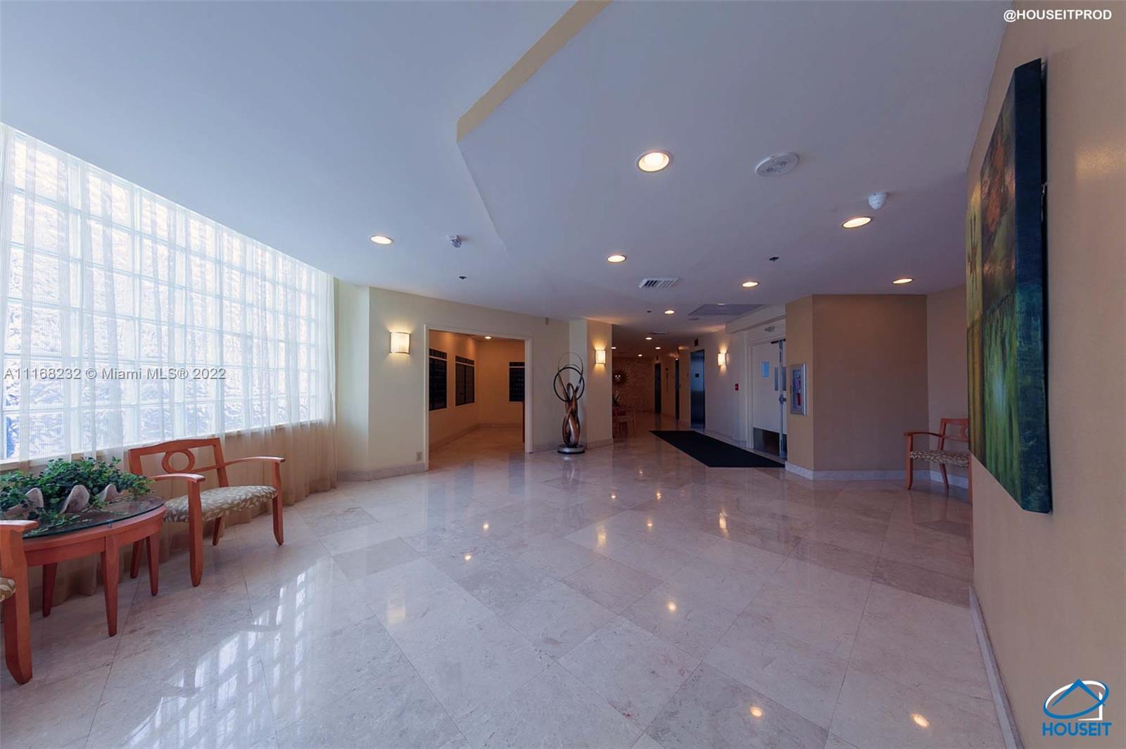 THE STERLING CONDO - Residential Lease