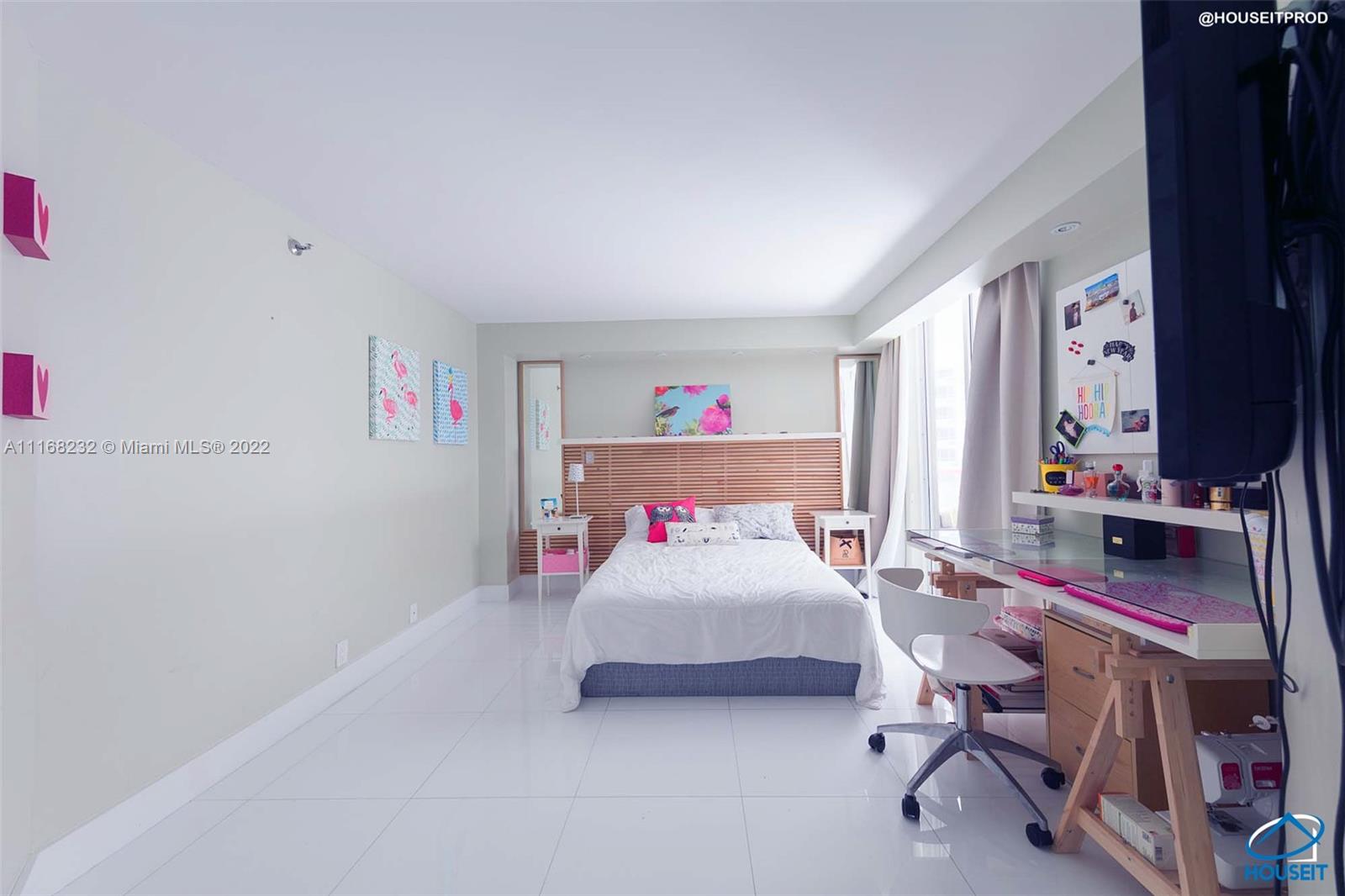 THE STERLING CONDO - Residential Lease
