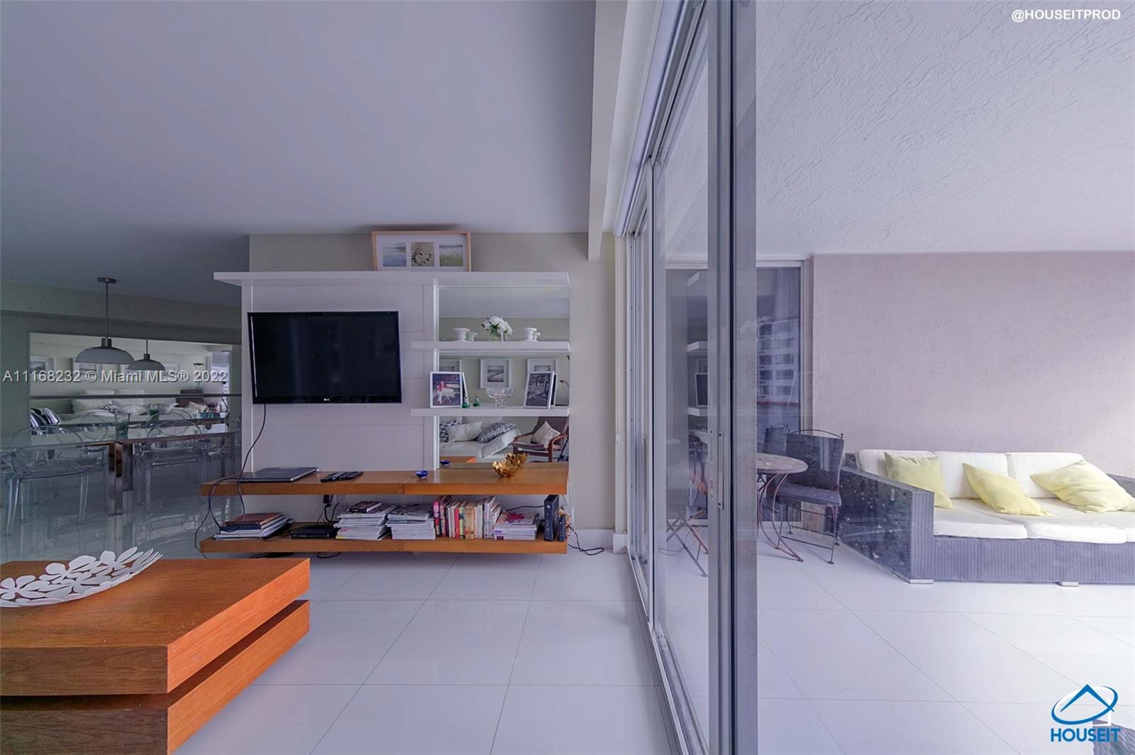 THE STERLING CONDO - Residential Lease