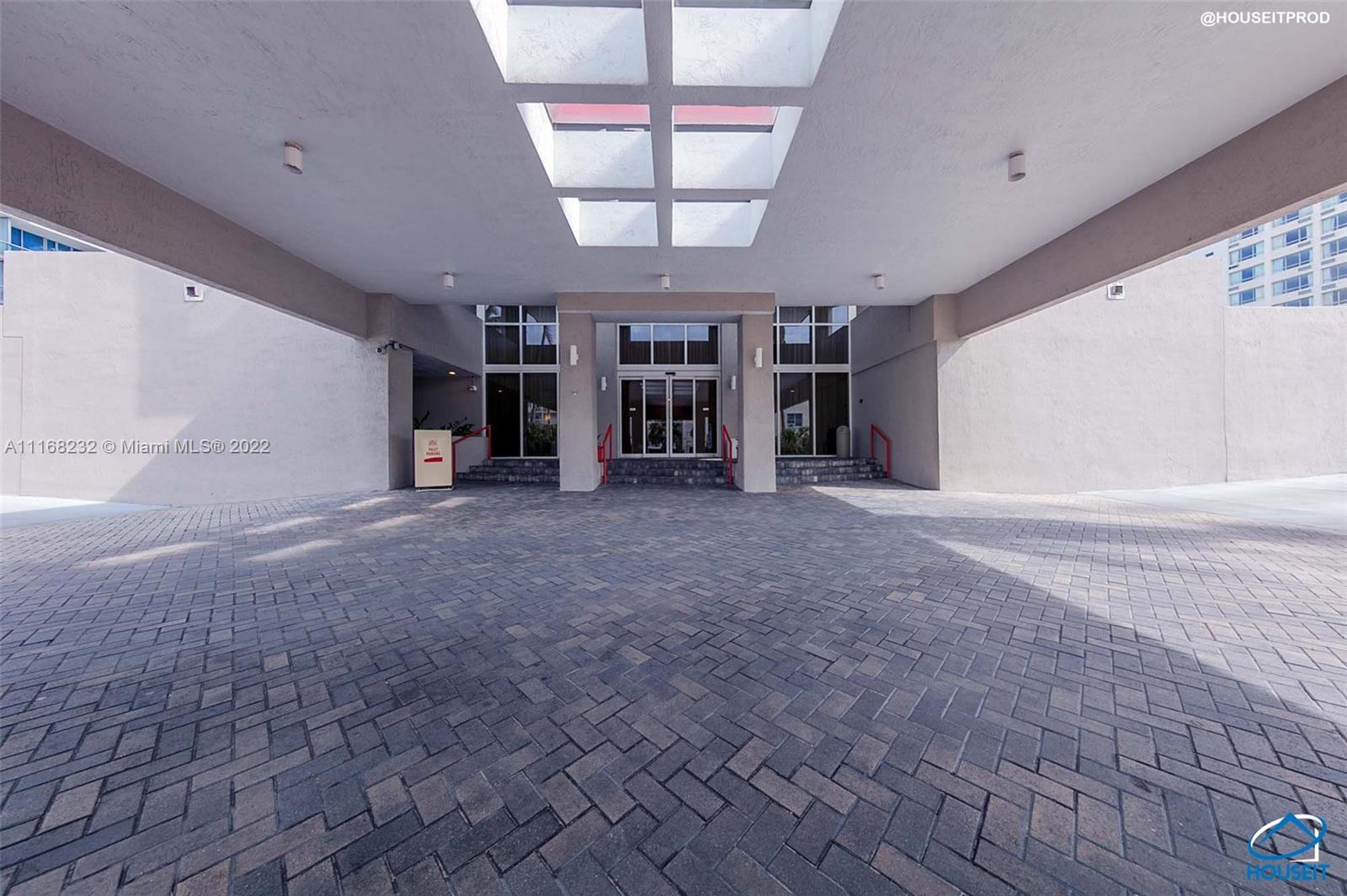 THE STERLING CONDO - Residential Lease