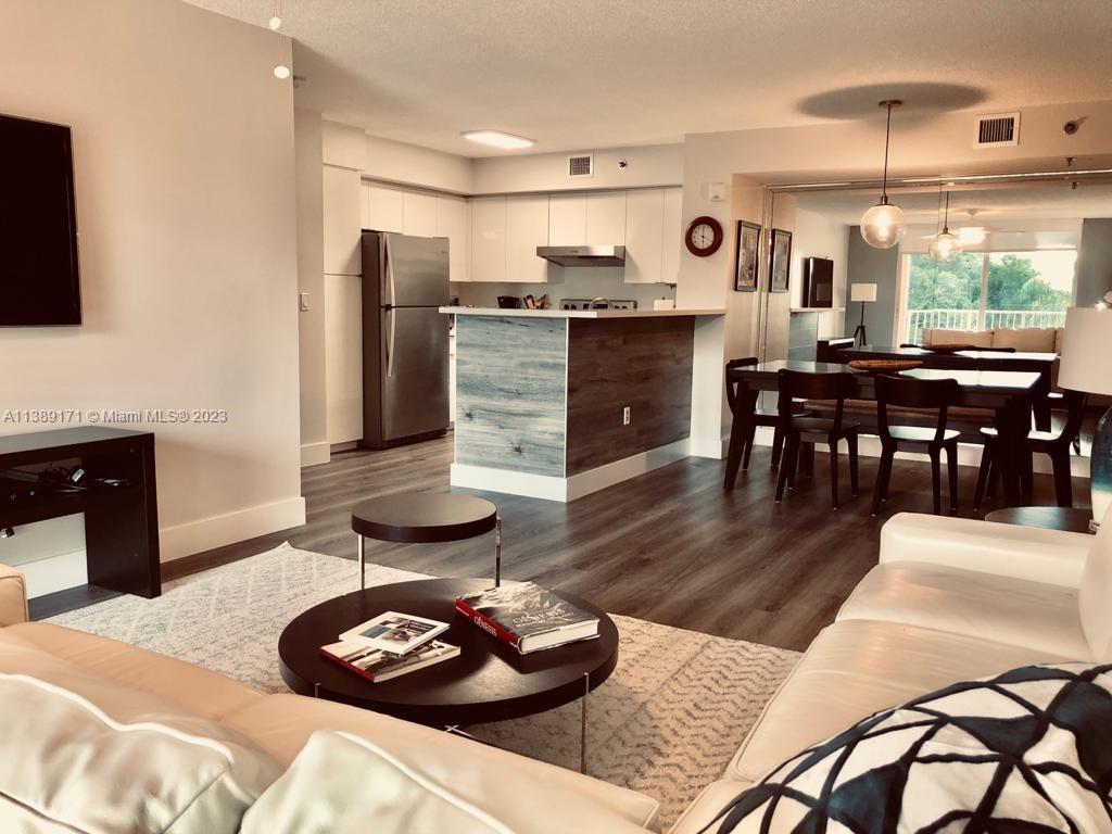 THE YACHT CLUB AT AVENTUR - Residential Lease