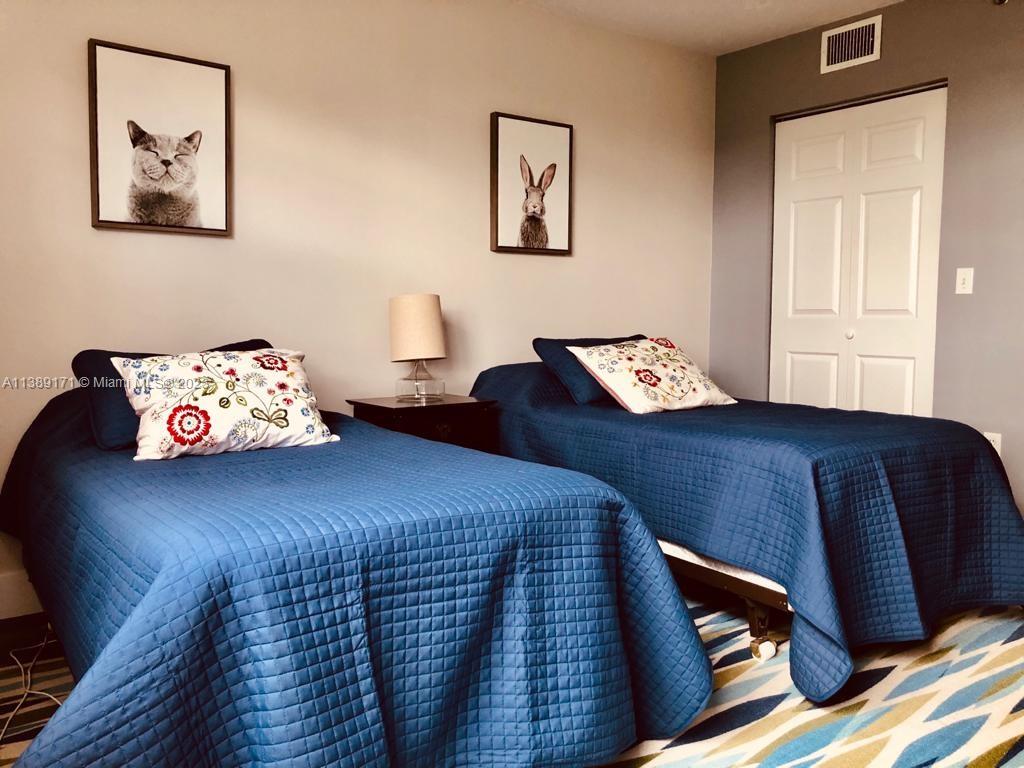 THE YACHT CLUB AT AVENTUR - Residential Lease