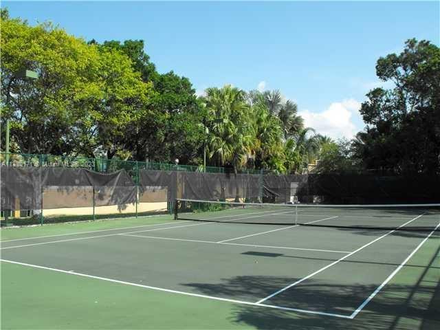 THE YACHT CLUB AT AVENTUR - Residential Lease