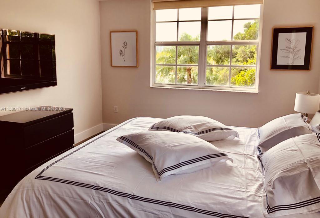 THE YACHT CLUB AT AVENTUR - Residential Lease