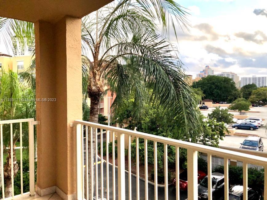 THE YACHT CLUB AT AVENTUR - Residential Lease