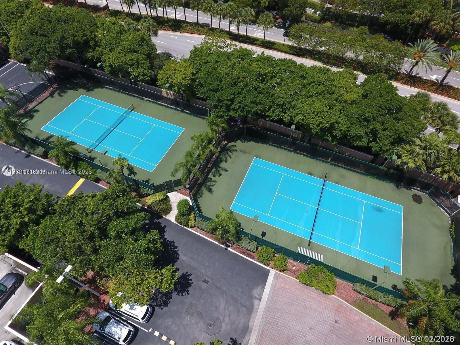 THE YACHT CLUB AT AVENTUR - Residential Lease