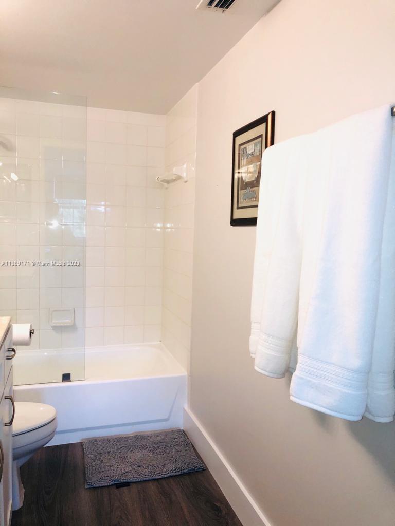 THE YACHT CLUB AT AVENTUR - Residential Lease