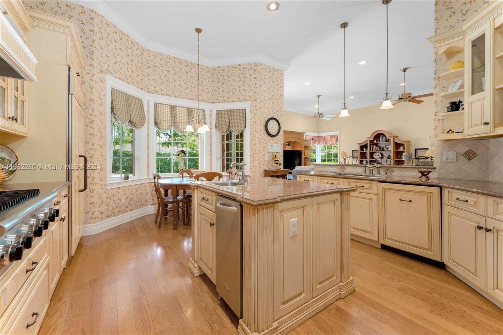 CORAL GABLES RIVIERA SEC - Residential