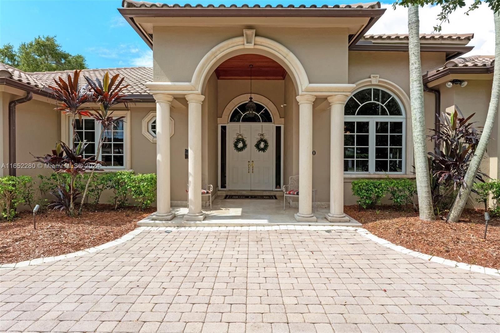 CORAL GABLES RIVIERA SEC - Residential