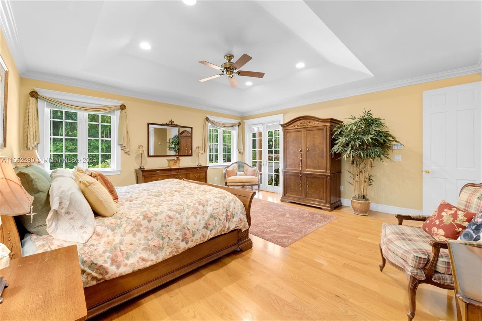 CORAL GABLES RIVIERA SEC - Residential