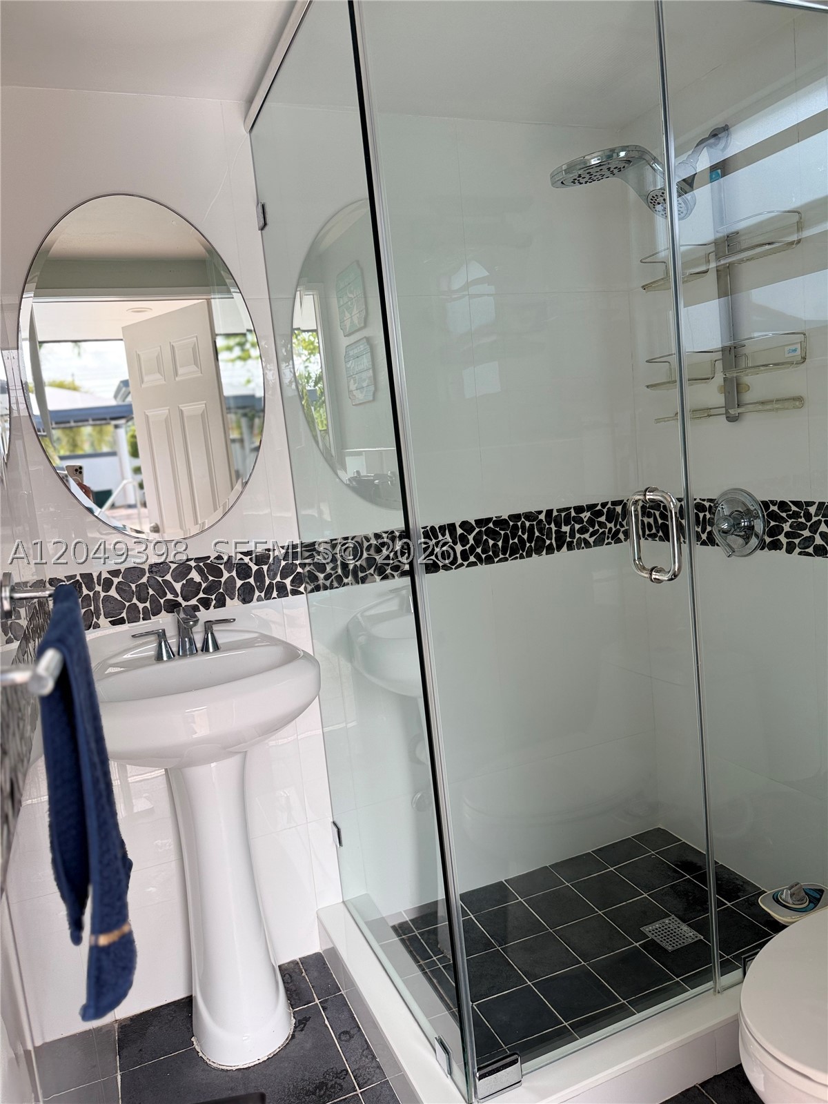 GREEN BRIAR WEST SEC ONE - Residential Lease
