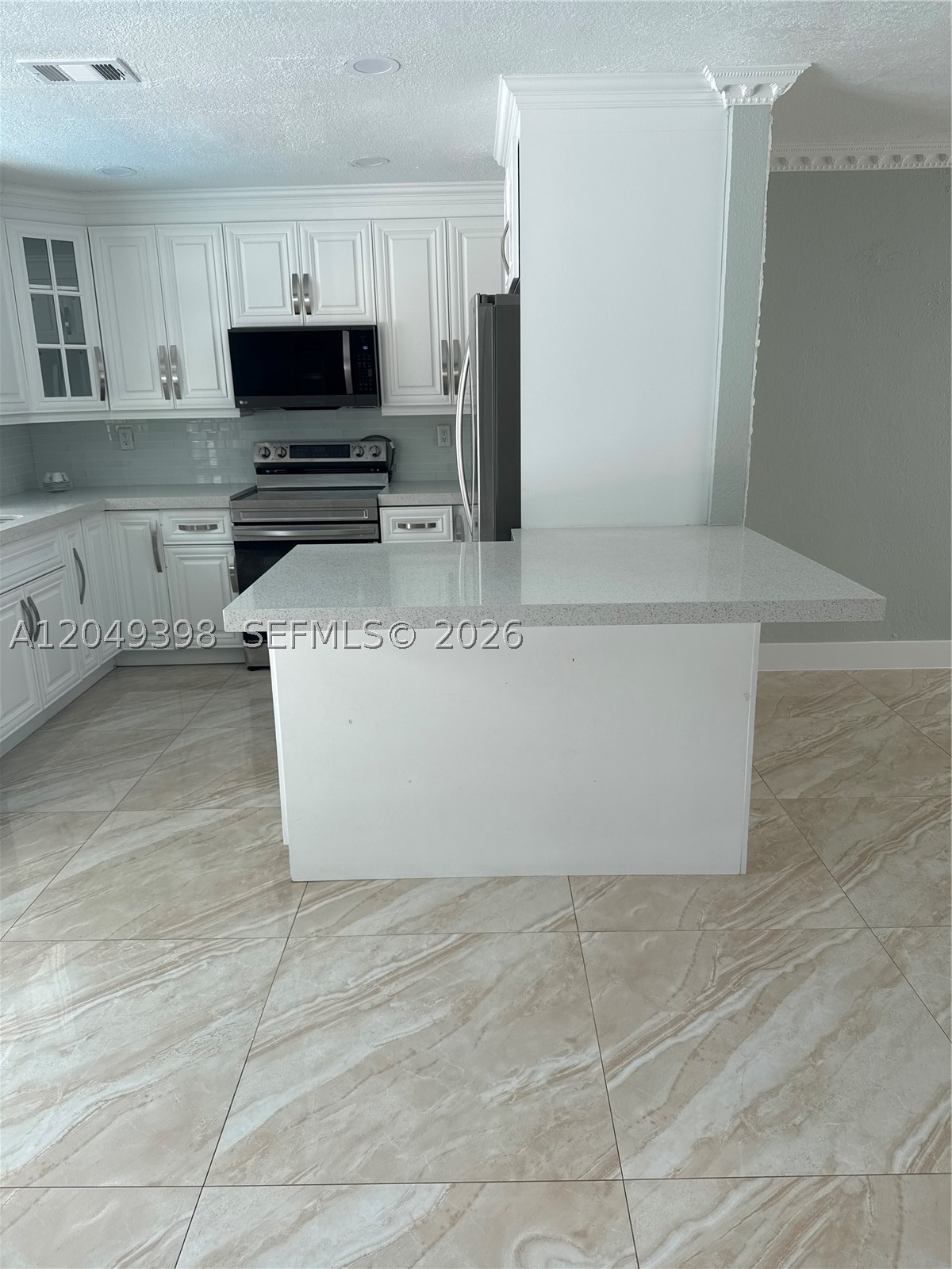 GREEN BRIAR WEST SEC ONE - Residential Lease