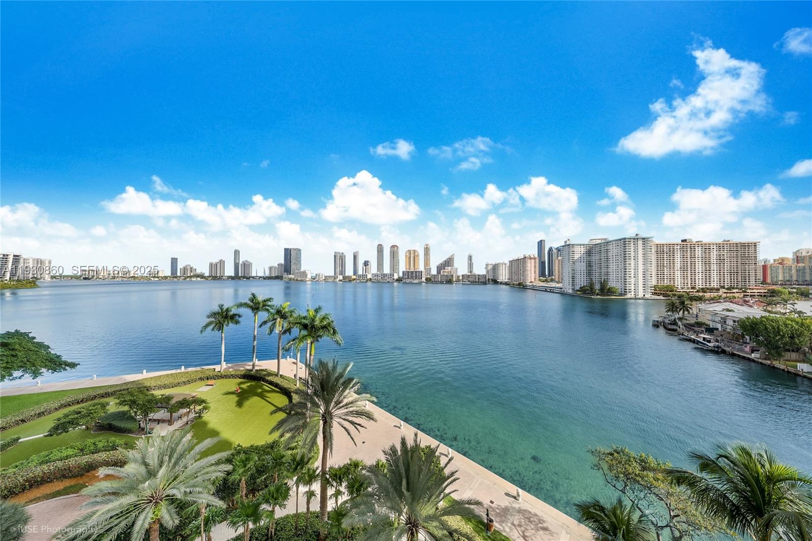 2600 ISL BLVD WILLIAMS IS - Residential