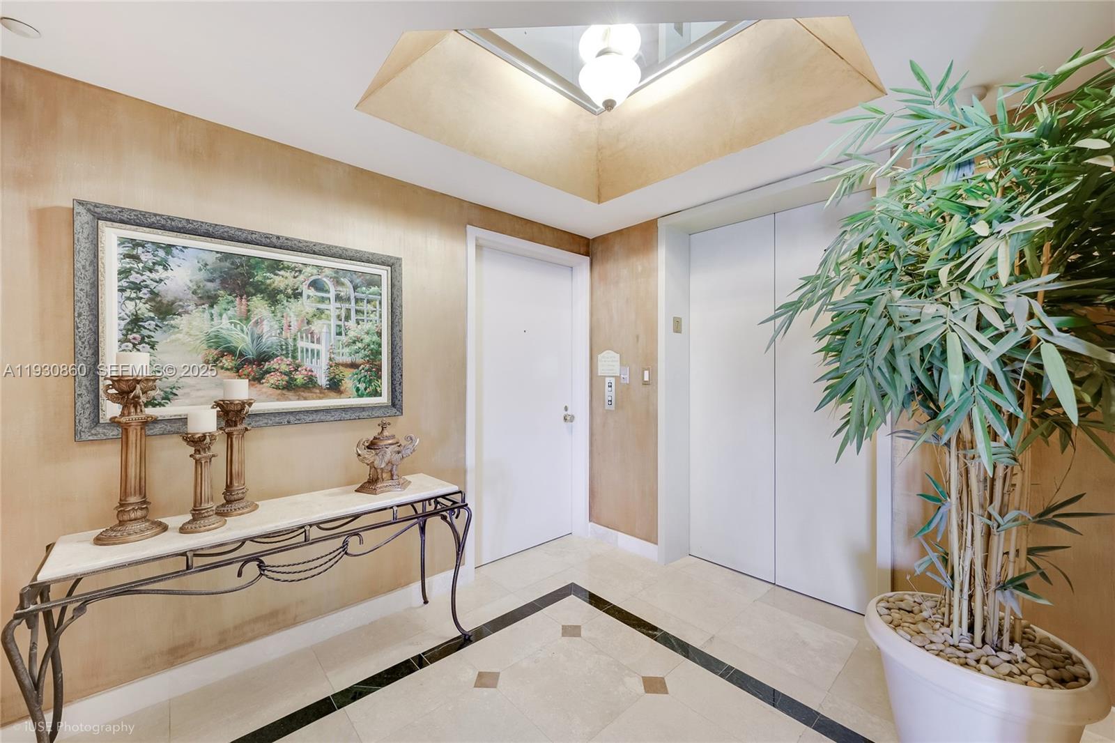 2600 ISL BLVD WILLIAMS IS - Residential