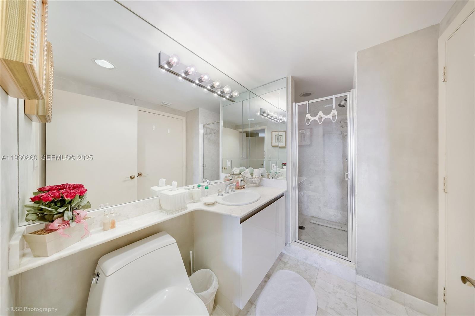 2600 ISL BLVD WILLIAMS IS - Residential