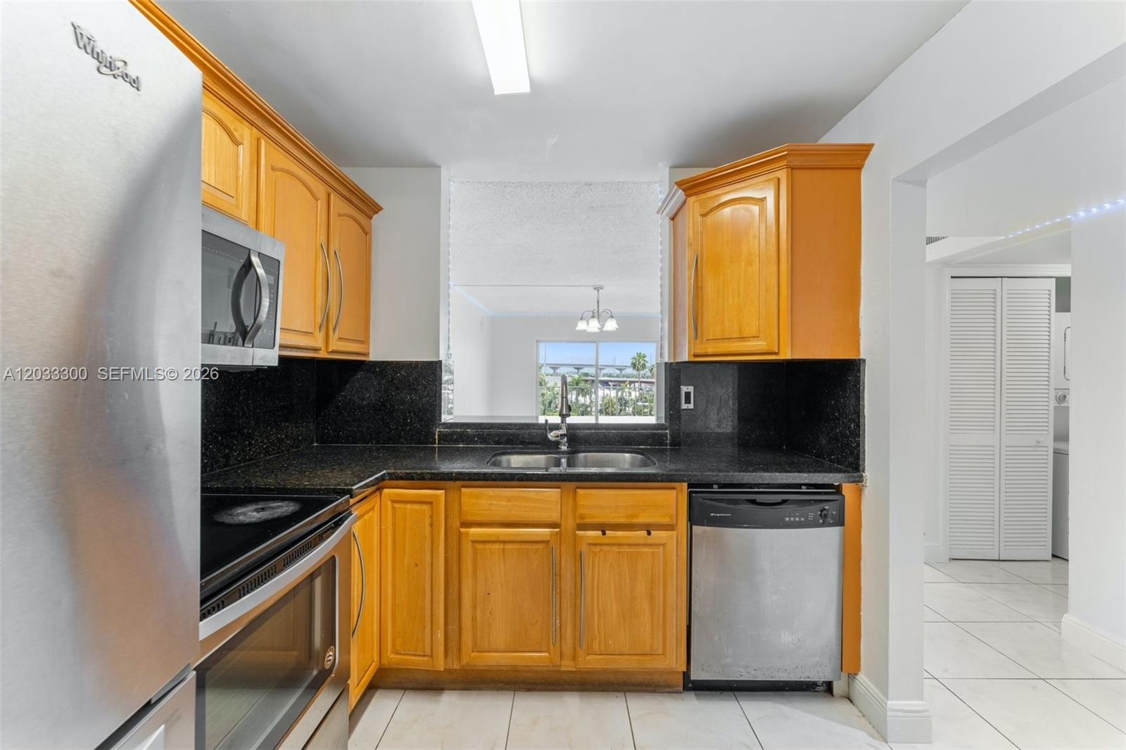 MONTECARLO CONDO - Residential