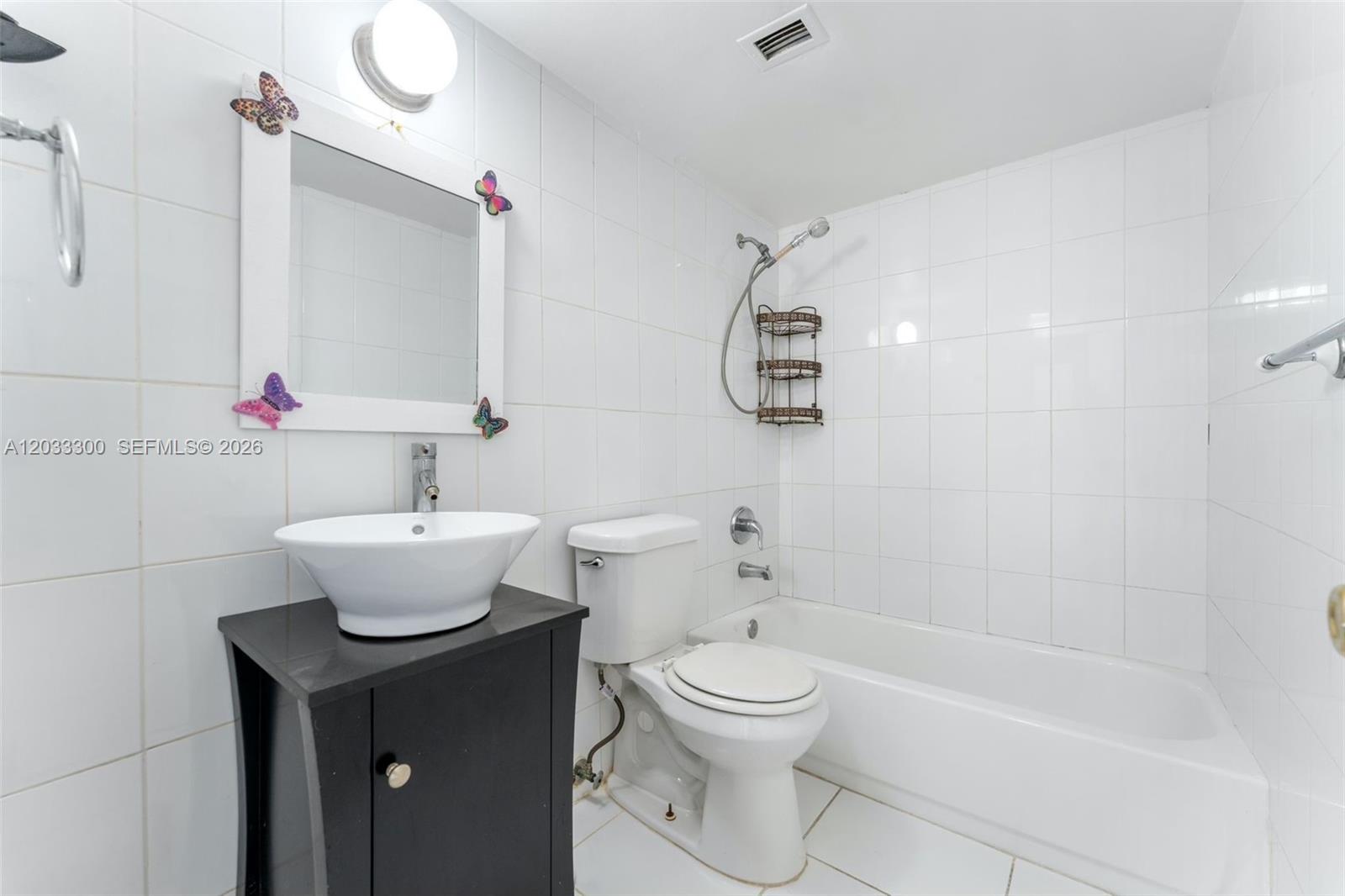 MONTECARLO CONDO - Residential
