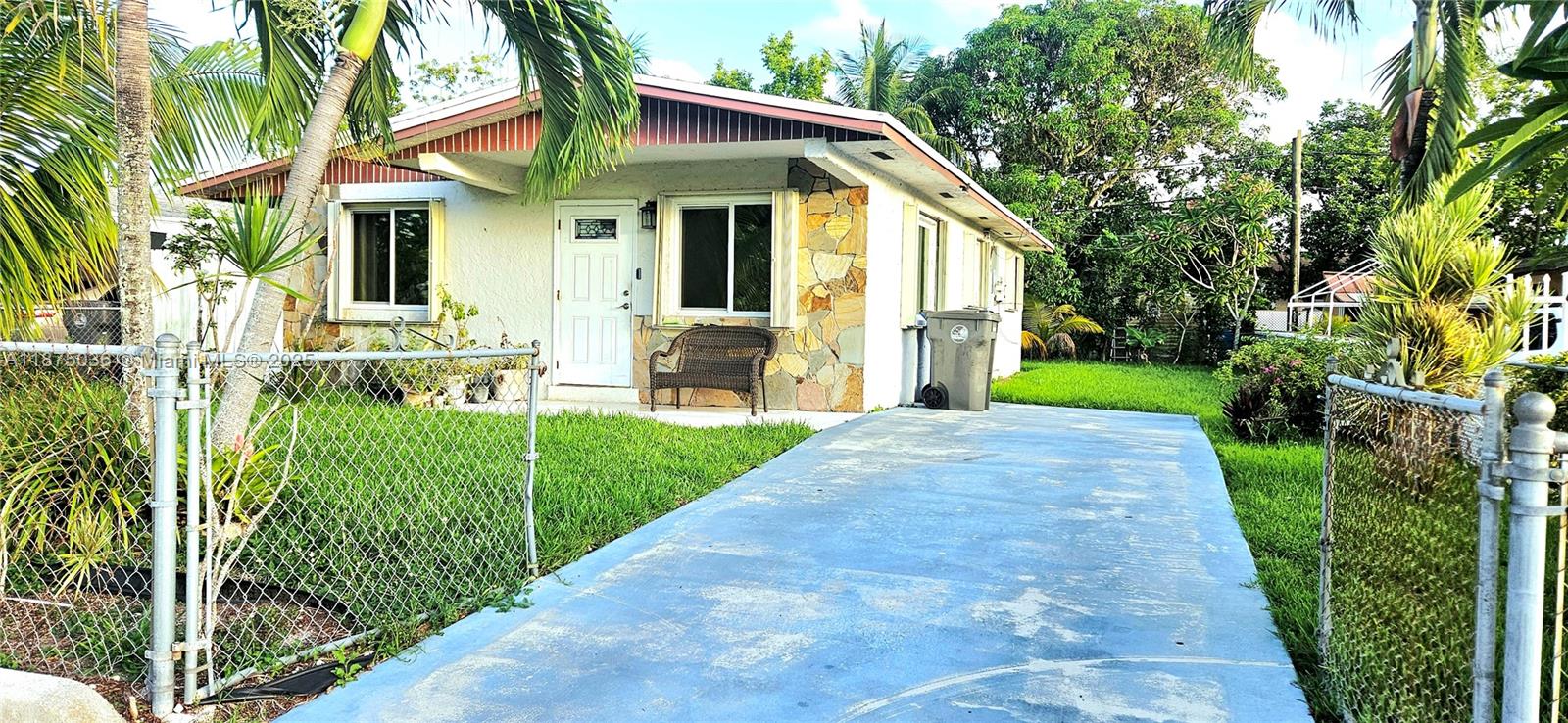 Motivated seller! 3 bedrooms 2 bathrooms. Beautiful kitchen cabinets with granite countertops. Wood and tile flooring. Laundry room/utility room/storage house in the backyard. Home has a huge backyard perfect for family and friends to come over and enjoy. High impact Windows. Solar panels. Close to shopping, dinning / expressways. NO HOA!