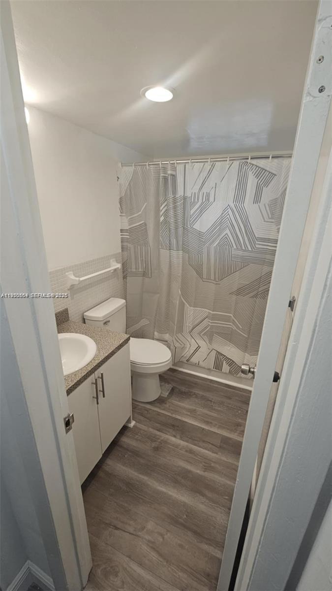 1500 CORAL TOWERS CONDO - Residential