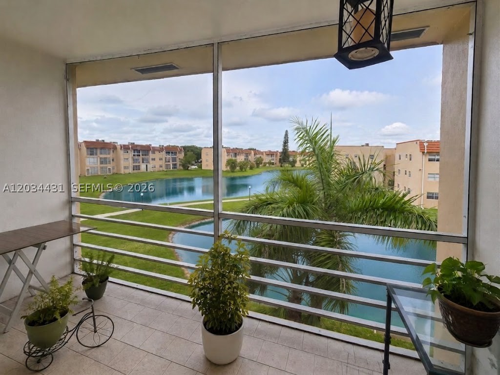 SUNRISE LAKES 72 CONDO - Residential