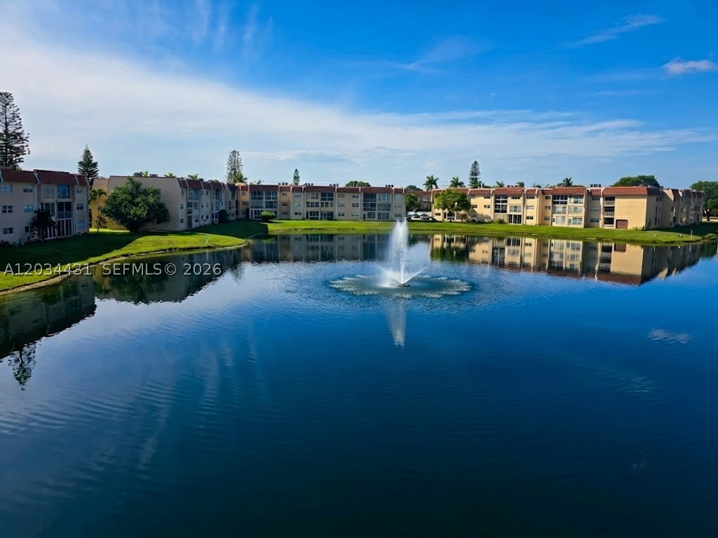 SUNRISE LAKES 72 CONDO - Residential