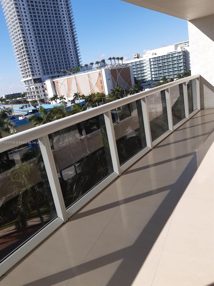 BEACH CLUB THREE CONDO - Residential Lease