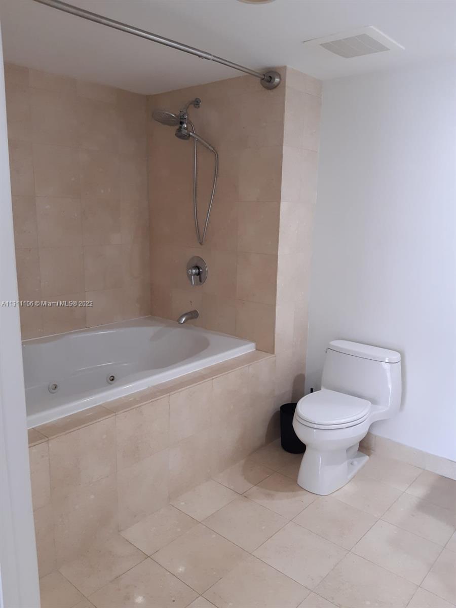 BEACH CLUB THREE CONDO - Residential Lease