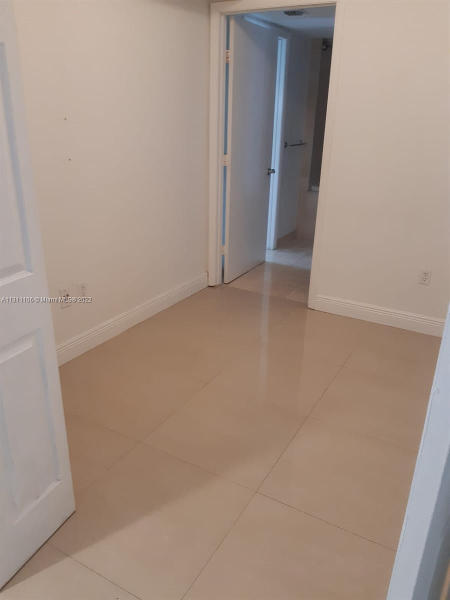 BEACH CLUB THREE CONDO - Residential Lease