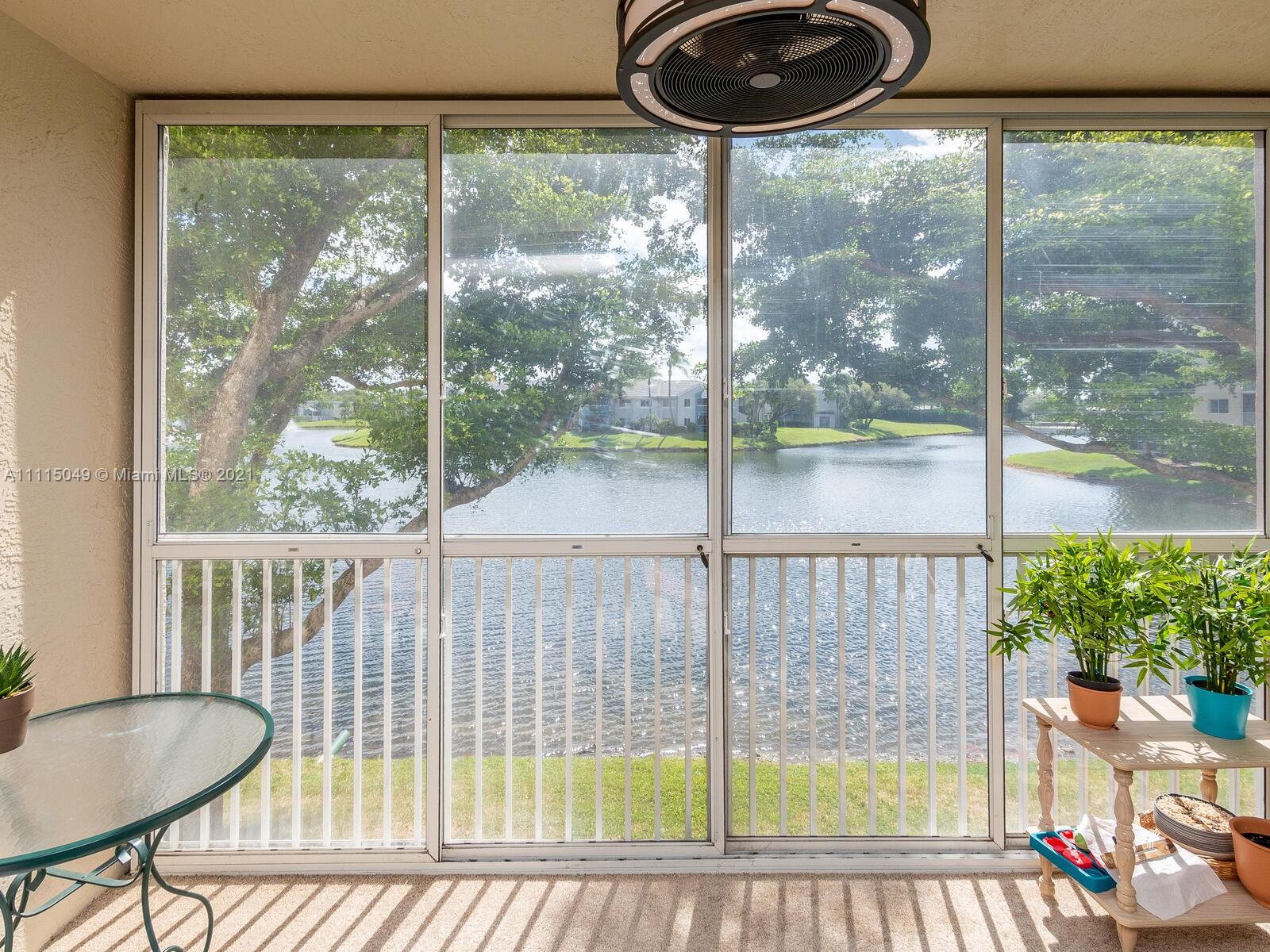 WELDON CONDO E - Residential