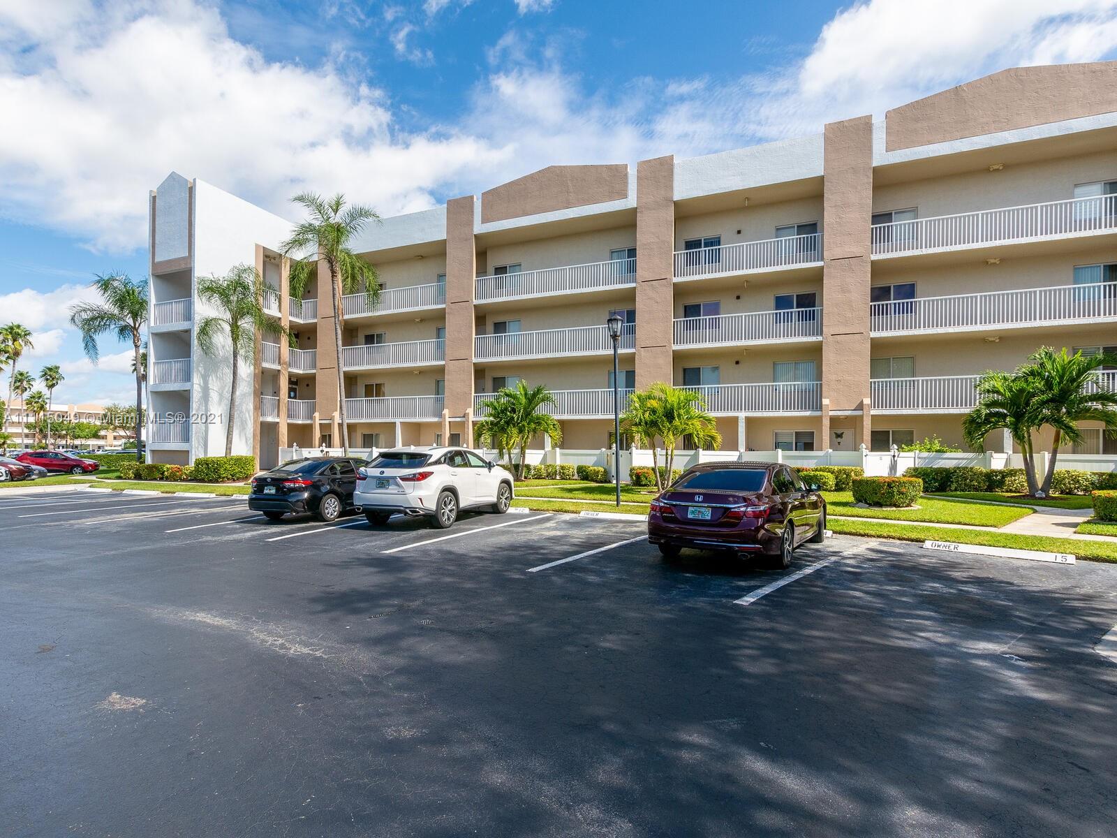 WELDON CONDO E - Residential
