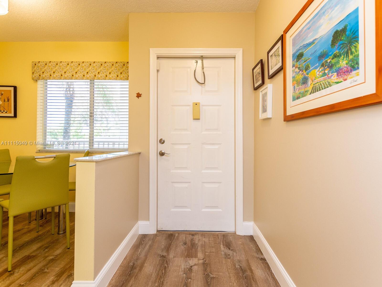 WELDON CONDO E - Residential