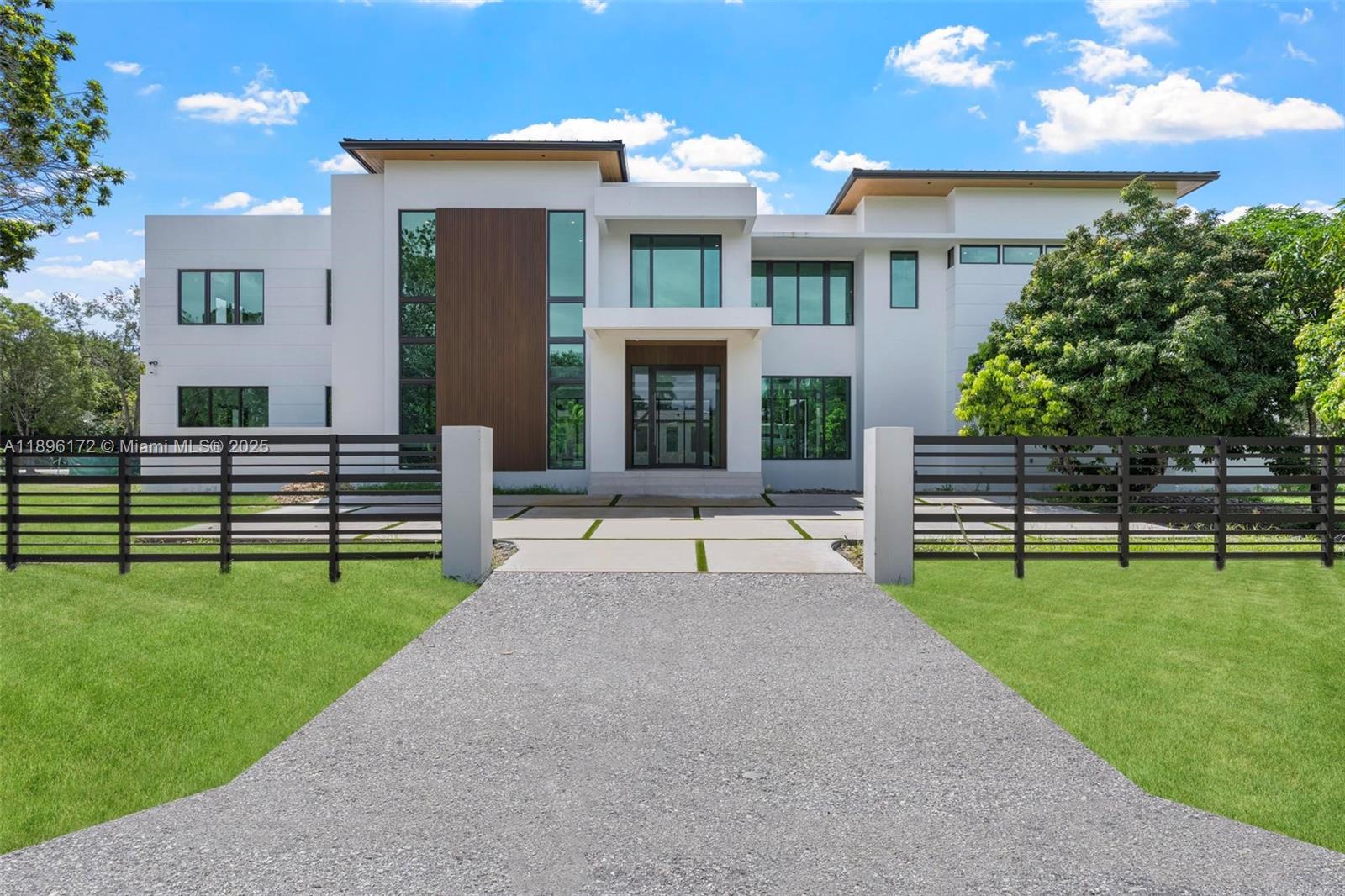 FARMERS ACRES - Residential