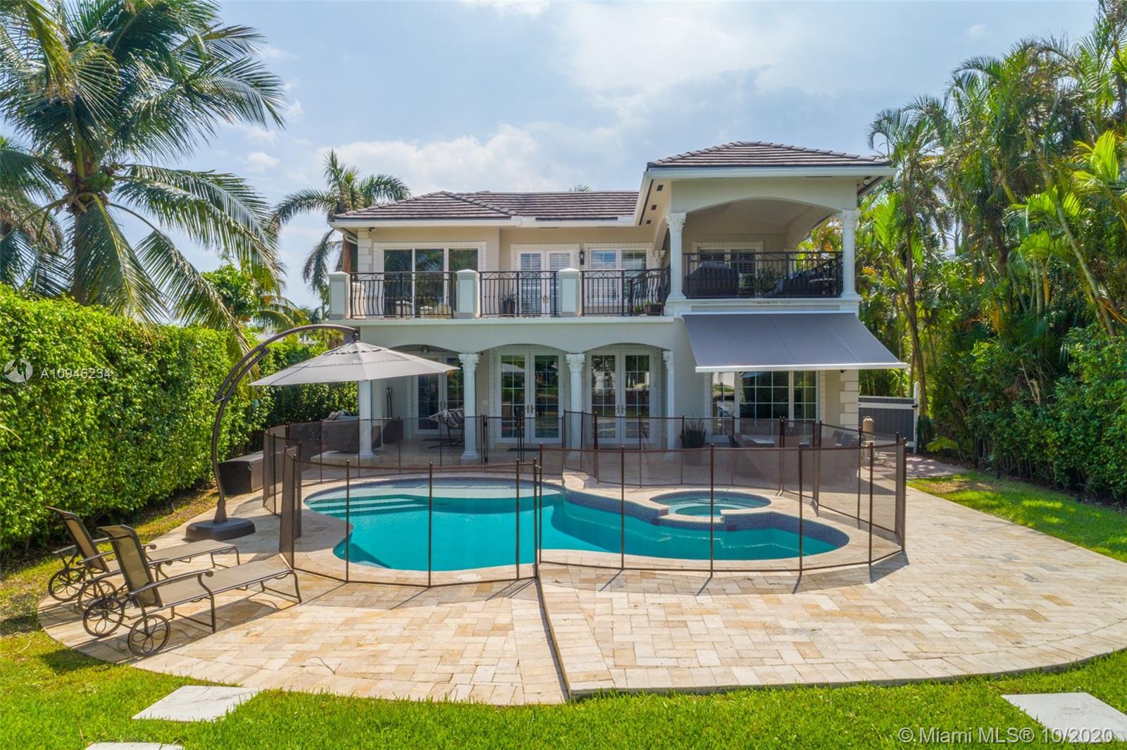 GOLDEN BEACH SEC F - Residential