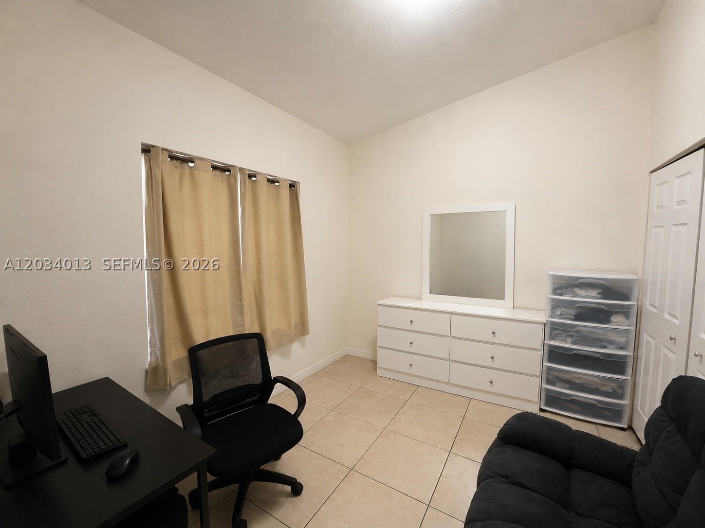 HOLLYWOOD RIDGE FARMS 2-1 - Residential Lease