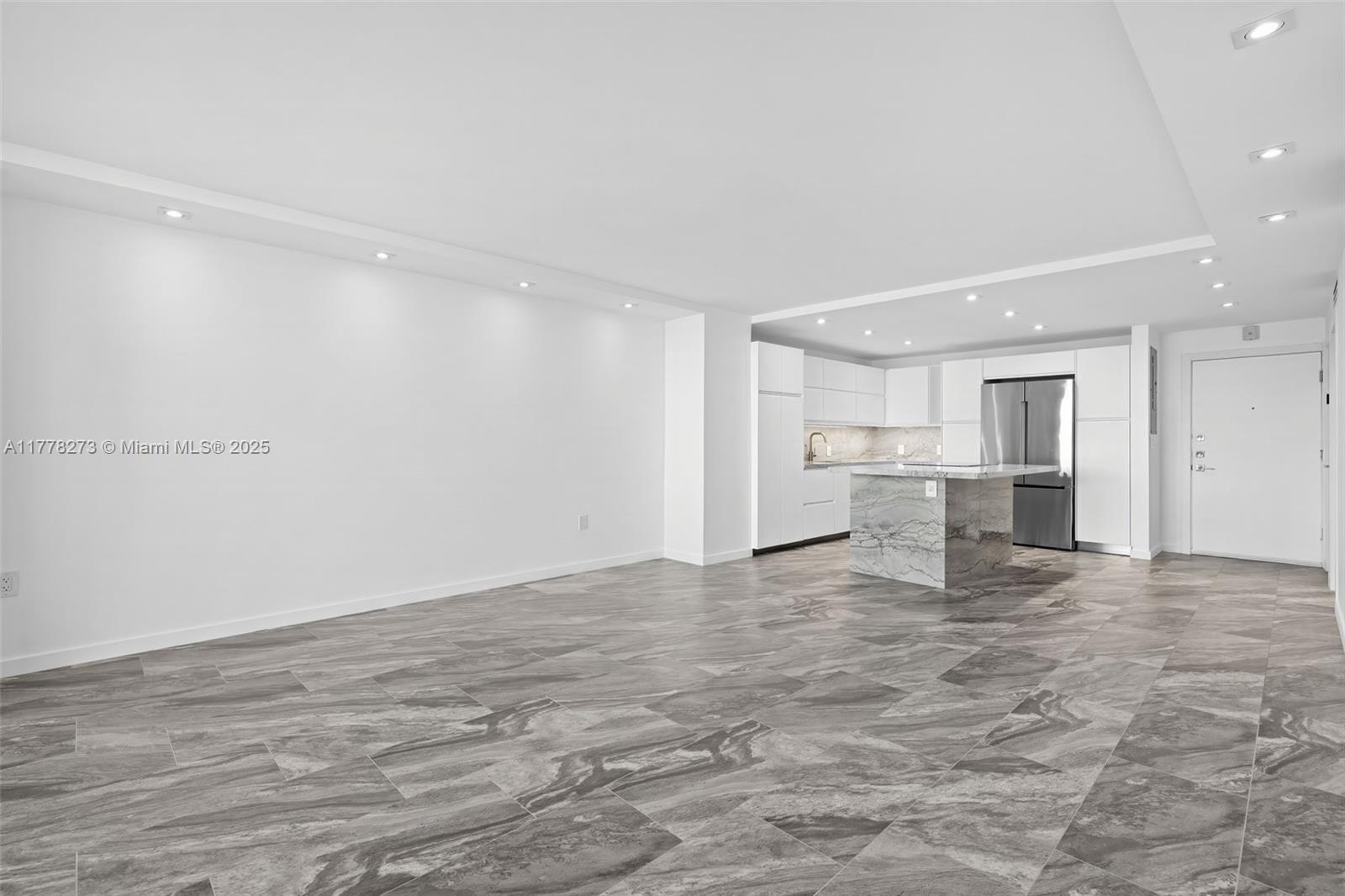 LINCOLN PALACE CONDO - Residential