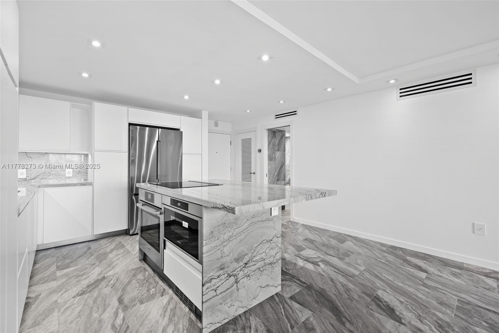 LINCOLN PALACE CONDO - Residential