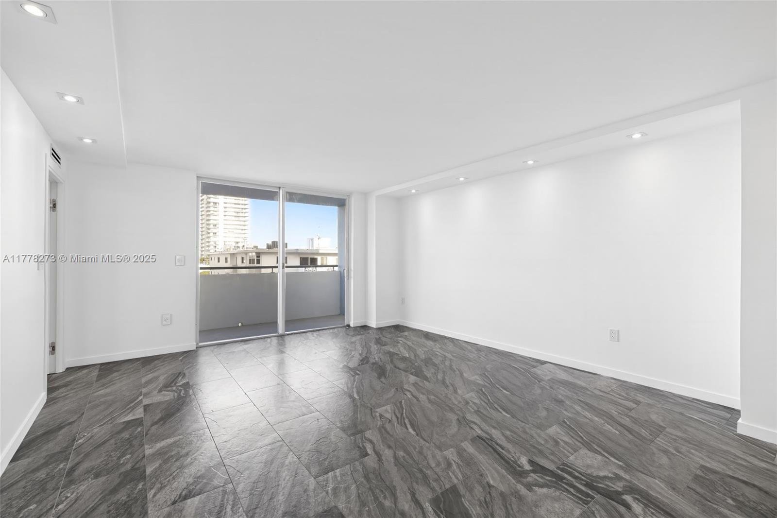 LINCOLN PALACE CONDO - Residential