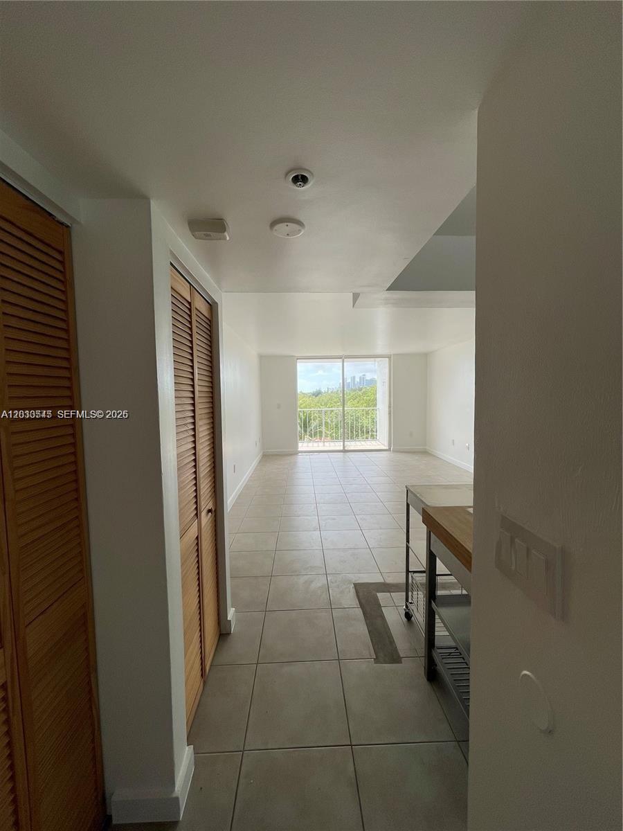 NIRVANA CONDO NO FOUR CON - Residential