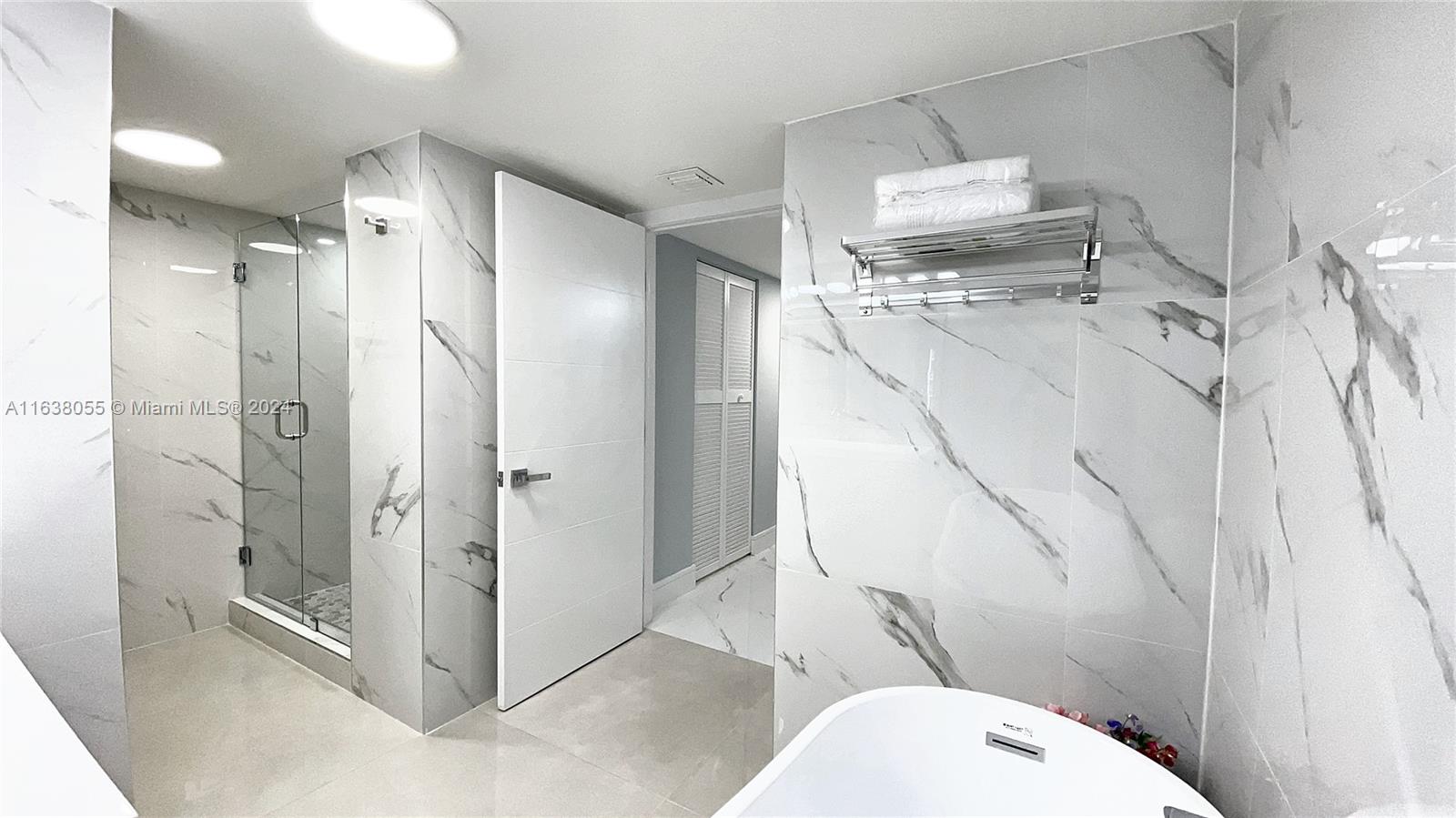 VENETIA CONDO - Residential Lease