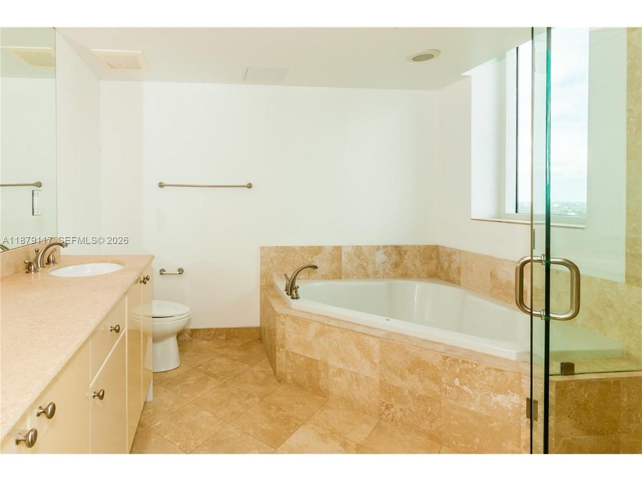 DUO CONDOMINIUM WEST - Residential