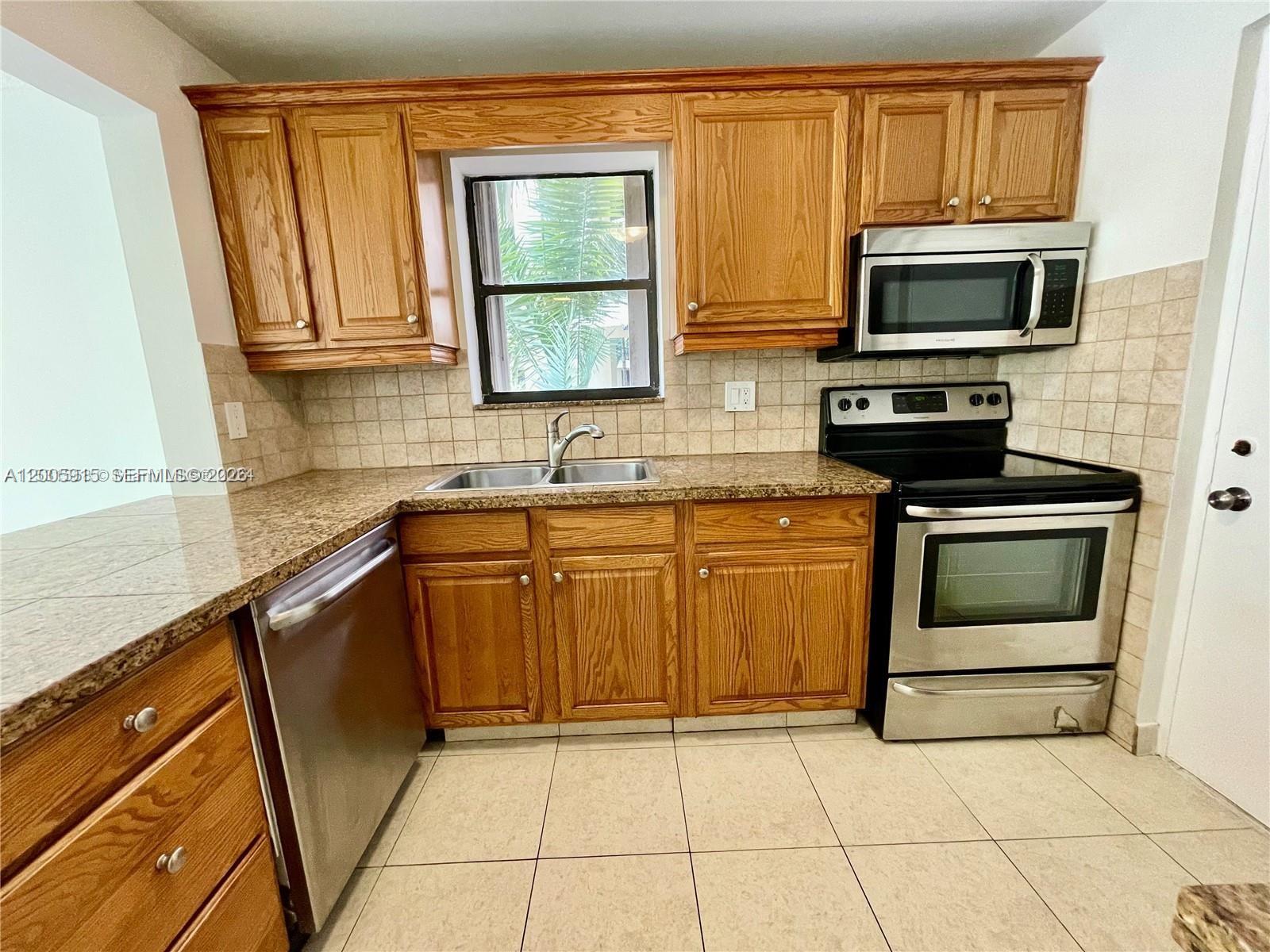 CYPRESS BEND I-D CONDO - Residential