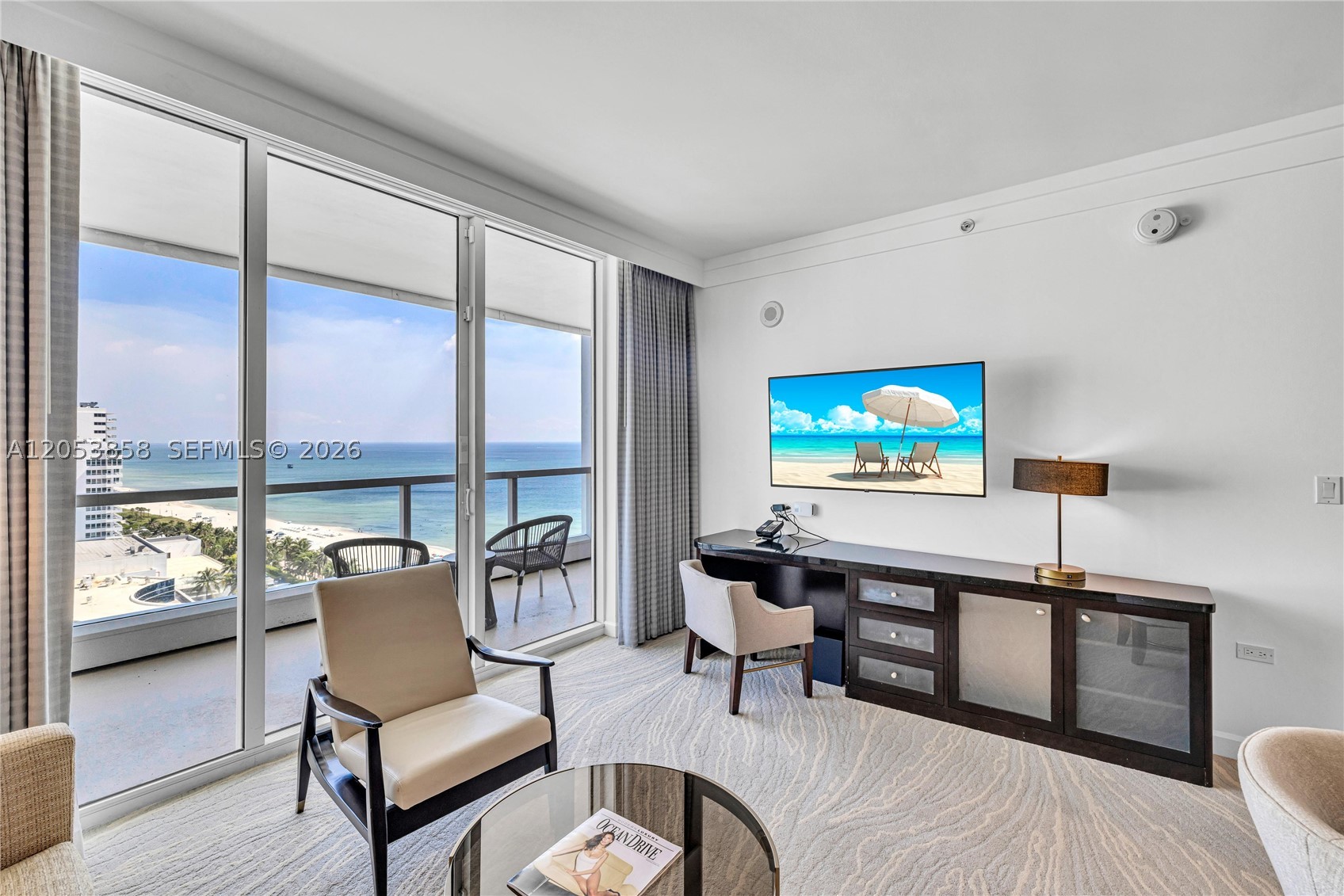 FONTAINEBLEAU III OCEAN C - Residential
