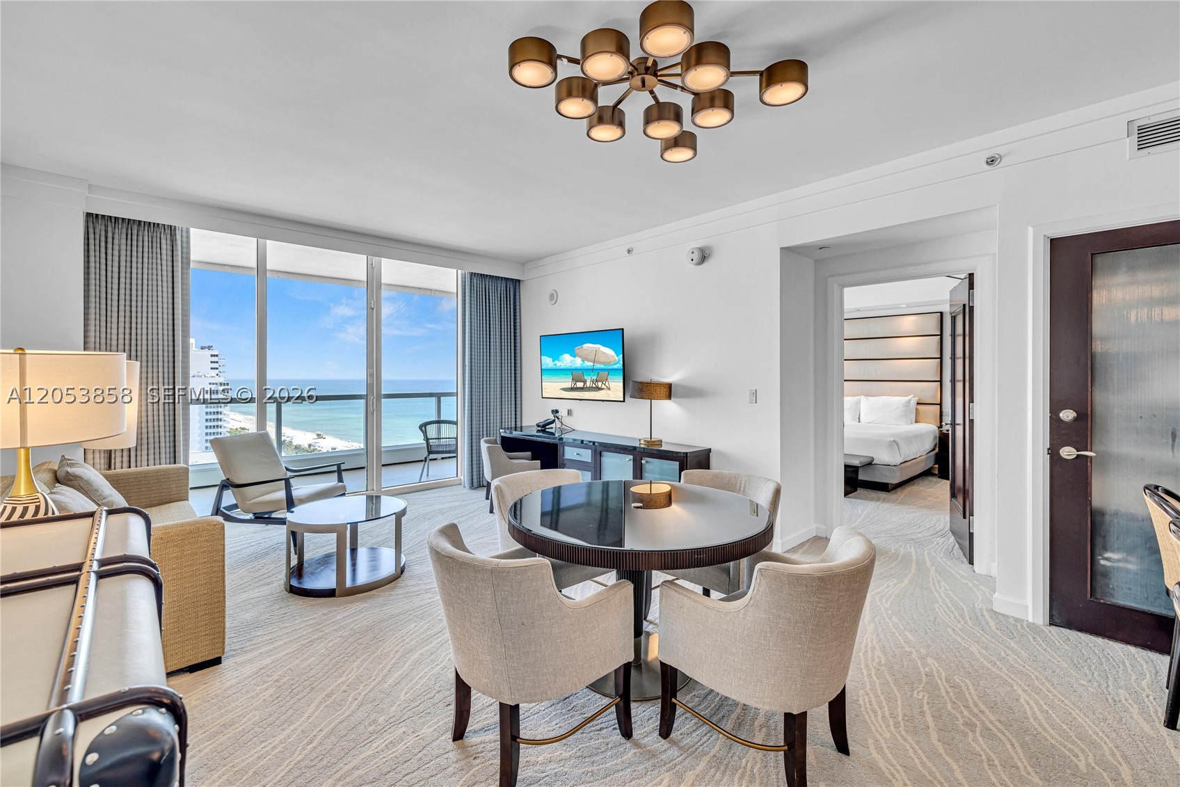 FONTAINEBLEAU III OCEAN C - Residential
